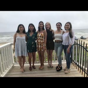 Meet your Posher, Valentina